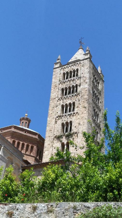 Al 32 B&B Massa Marittima Exterior foto