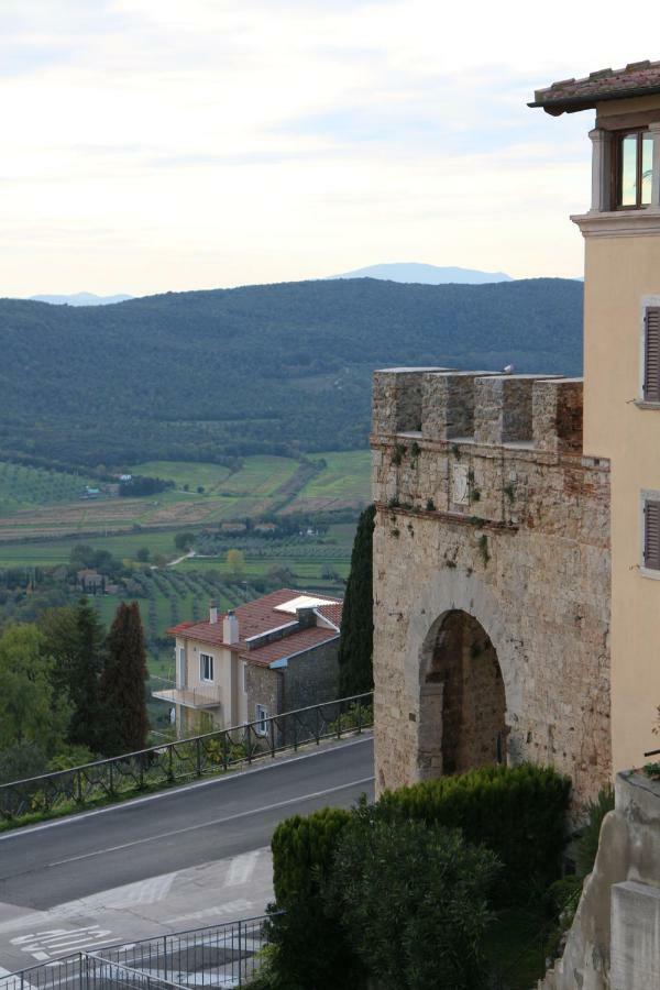 Al 32 B&B Massa Marittima Exterior foto